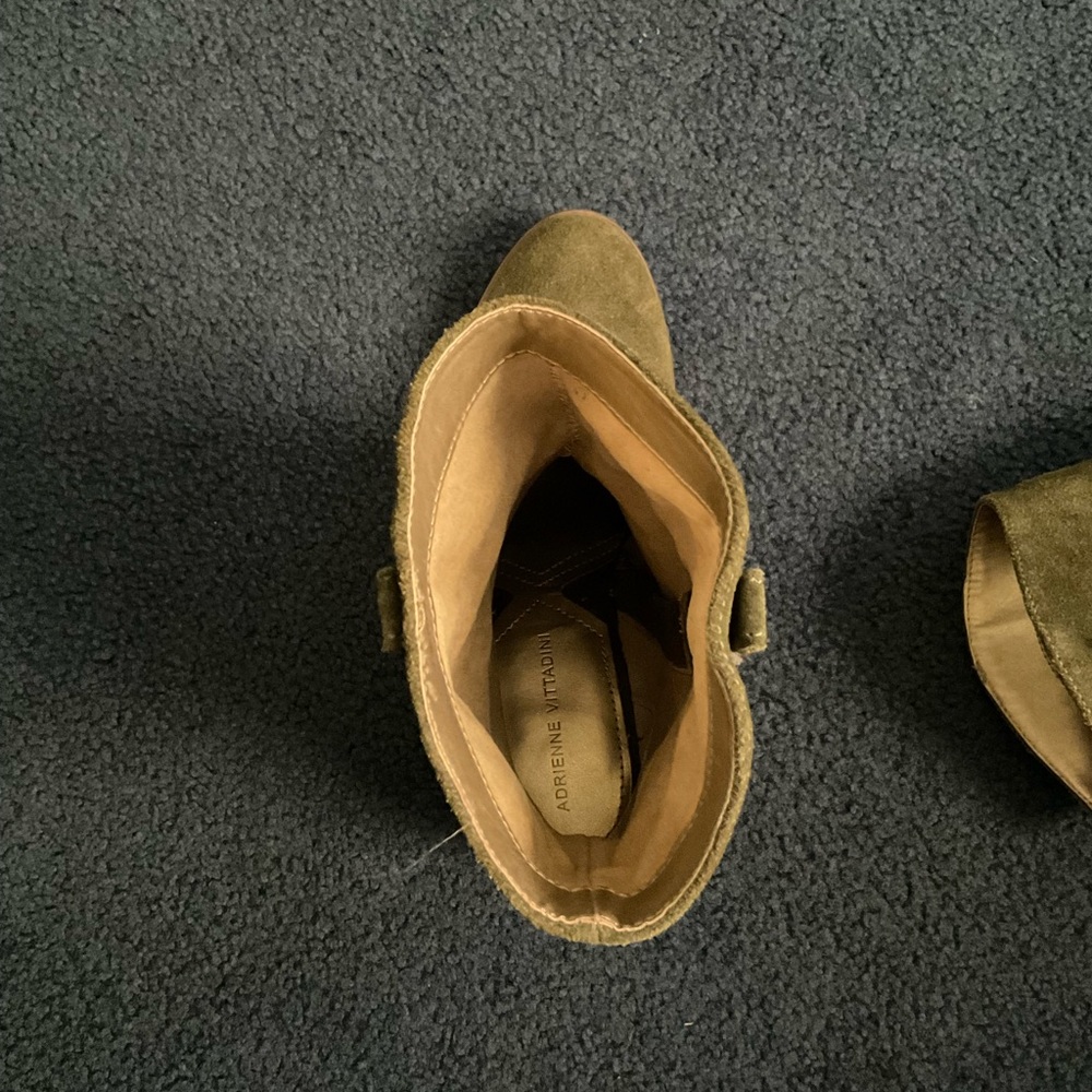 🔥Adrienne Vittadini Green Suede Boot size 7 - Picture 5 of 7